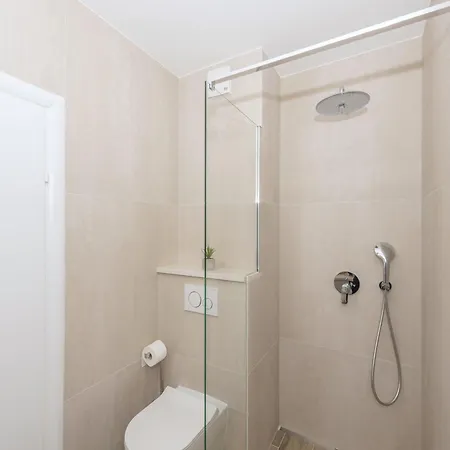 Apartments By The Sea Makarska - 19134 Room photo