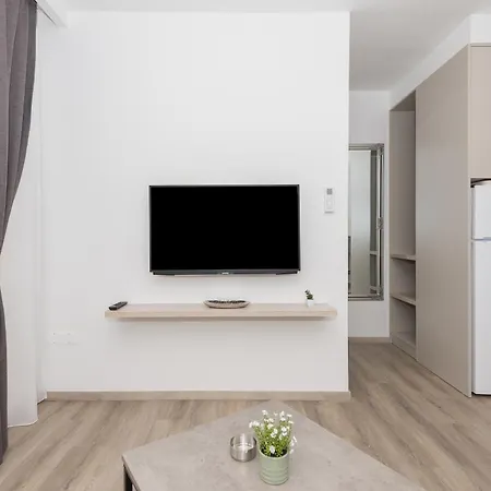Apartments By The Sea Makarska - 19134 Room photo