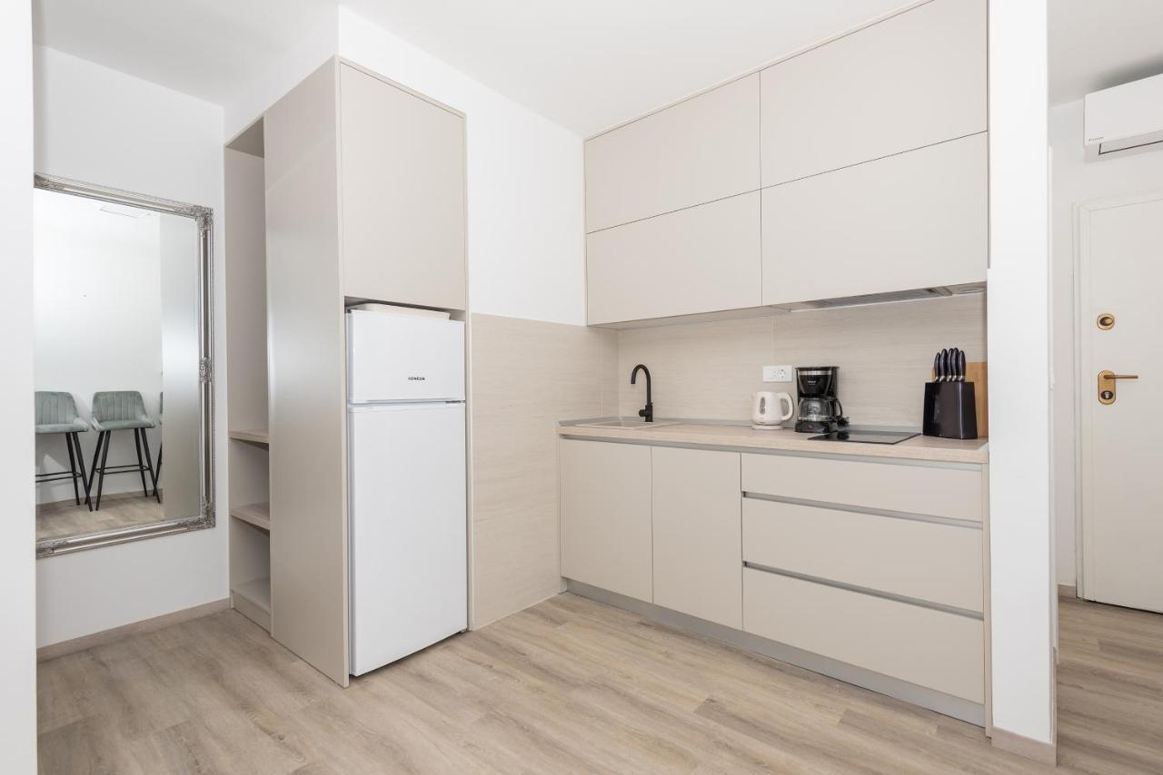 Apartament By The Sea - 19134 *