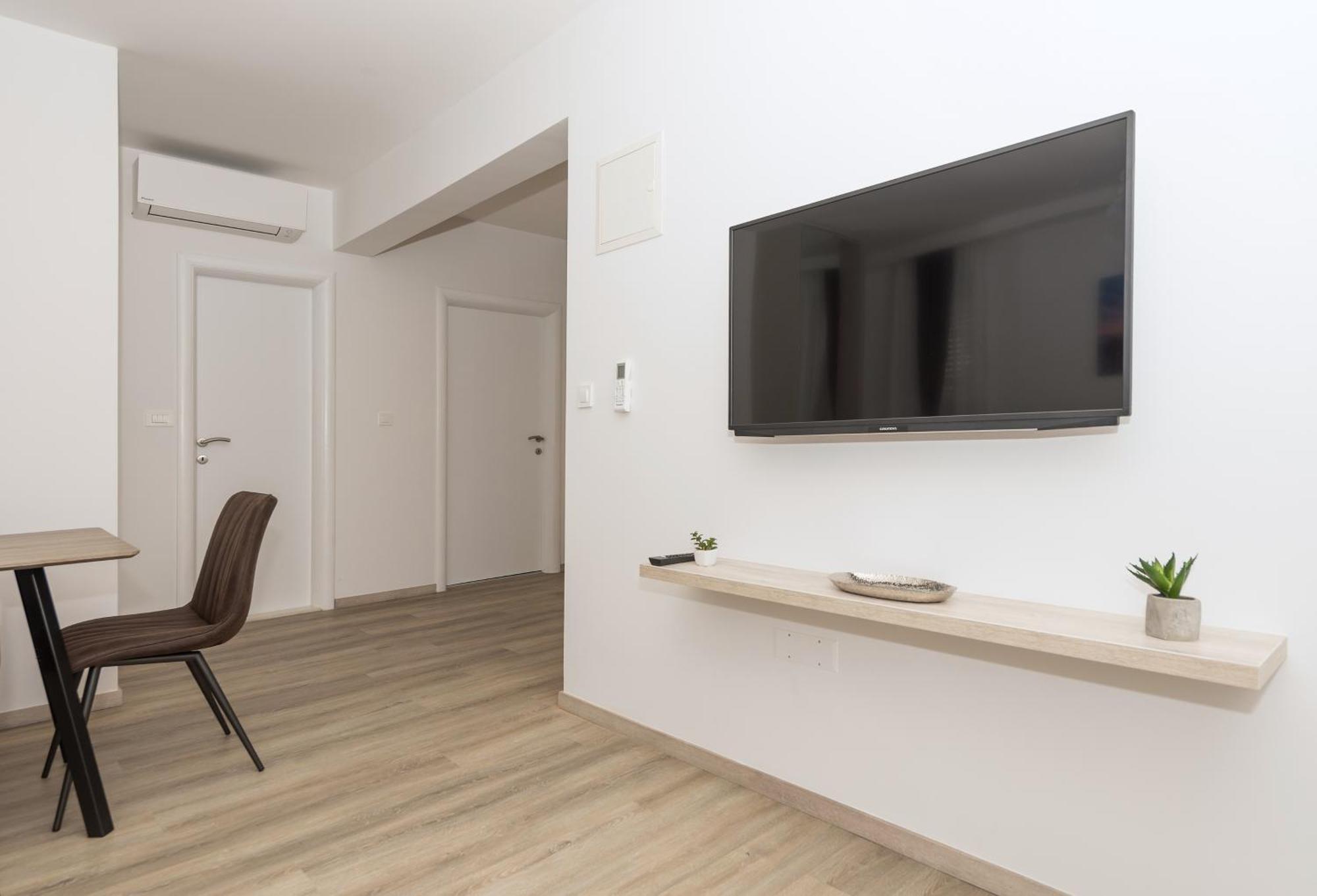 Apartament By The Sea - 19134 Makarska
